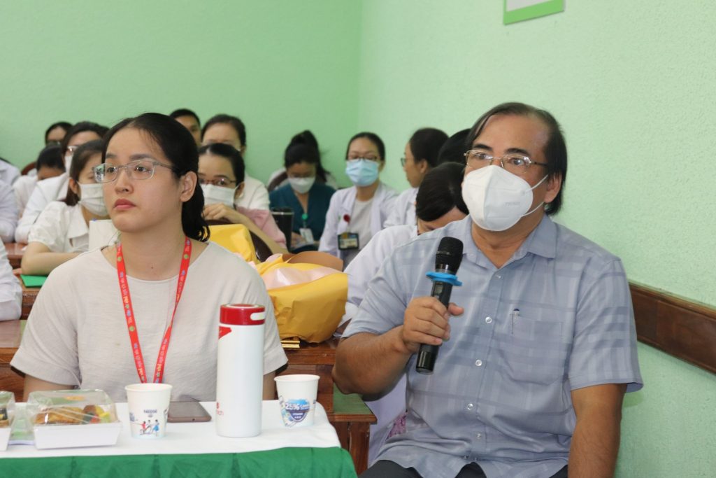 Hội thảo có sự theo dõi và quan tâm của các bác sĩ